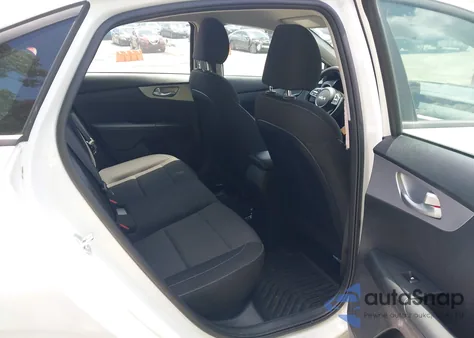 2024 Kia Forte Lxs z USA, uszkodzony, nr VIN 3KPF24AD0RE781877